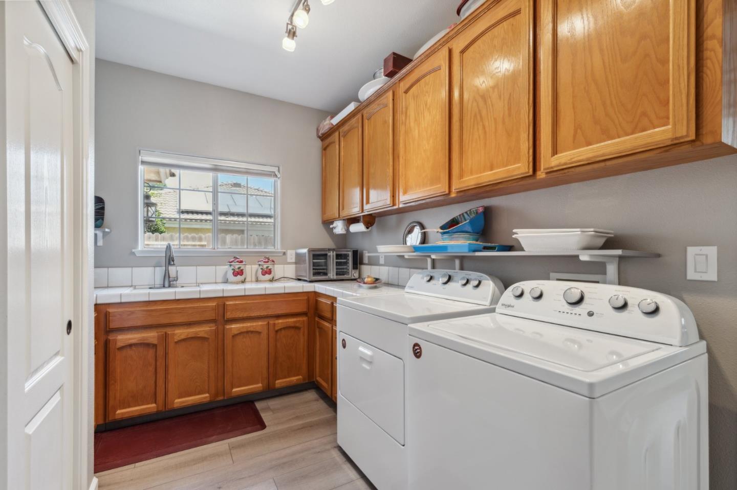 Detail Gallery Image 11 of 33 For 7355 Edgewater St, Chowchilla,  CA 93610 - 4 Beds | 3 Baths