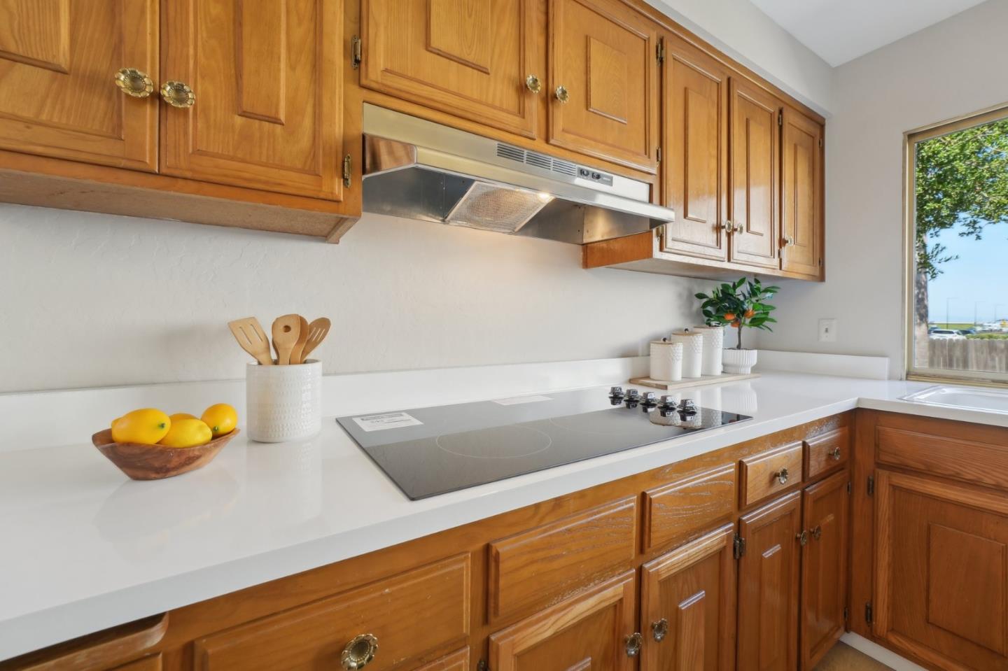 Detail Gallery Image 14 of 56 For 1098 Egret St, Foster City,  CA 94404 - 3 Beds | 2 Baths