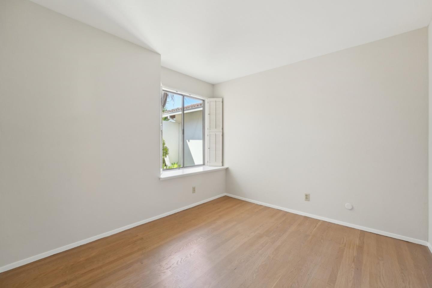 Detail Gallery Image 39 of 56 For 1098 Egret St, Foster City,  CA 94404 - 3 Beds | 2 Baths