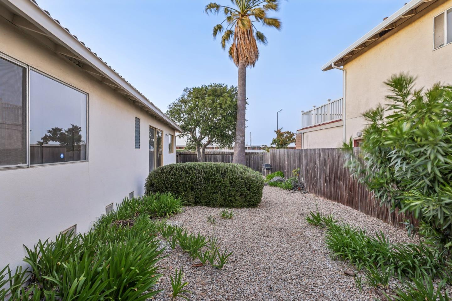 Detail Gallery Image 43 of 56 For 1098 Egret St, Foster City,  CA 94404 - 3 Beds | 2 Baths