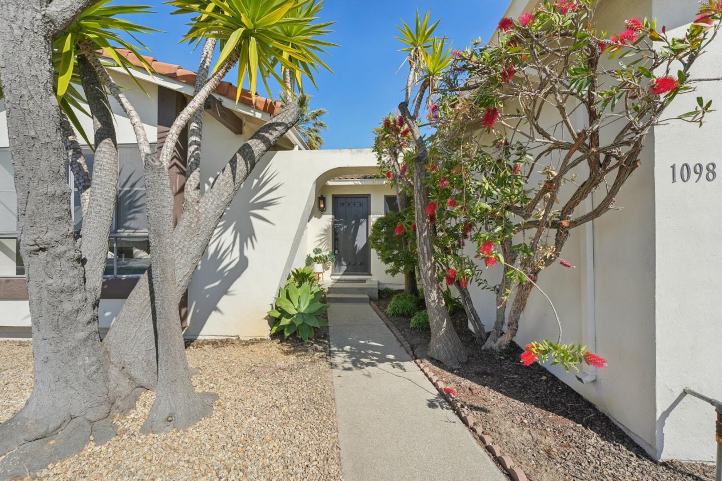 Detail Gallery Image 45 of 56 For 1098 Egret St, Foster City,  CA 94404 - 3 Beds | 2 Baths
