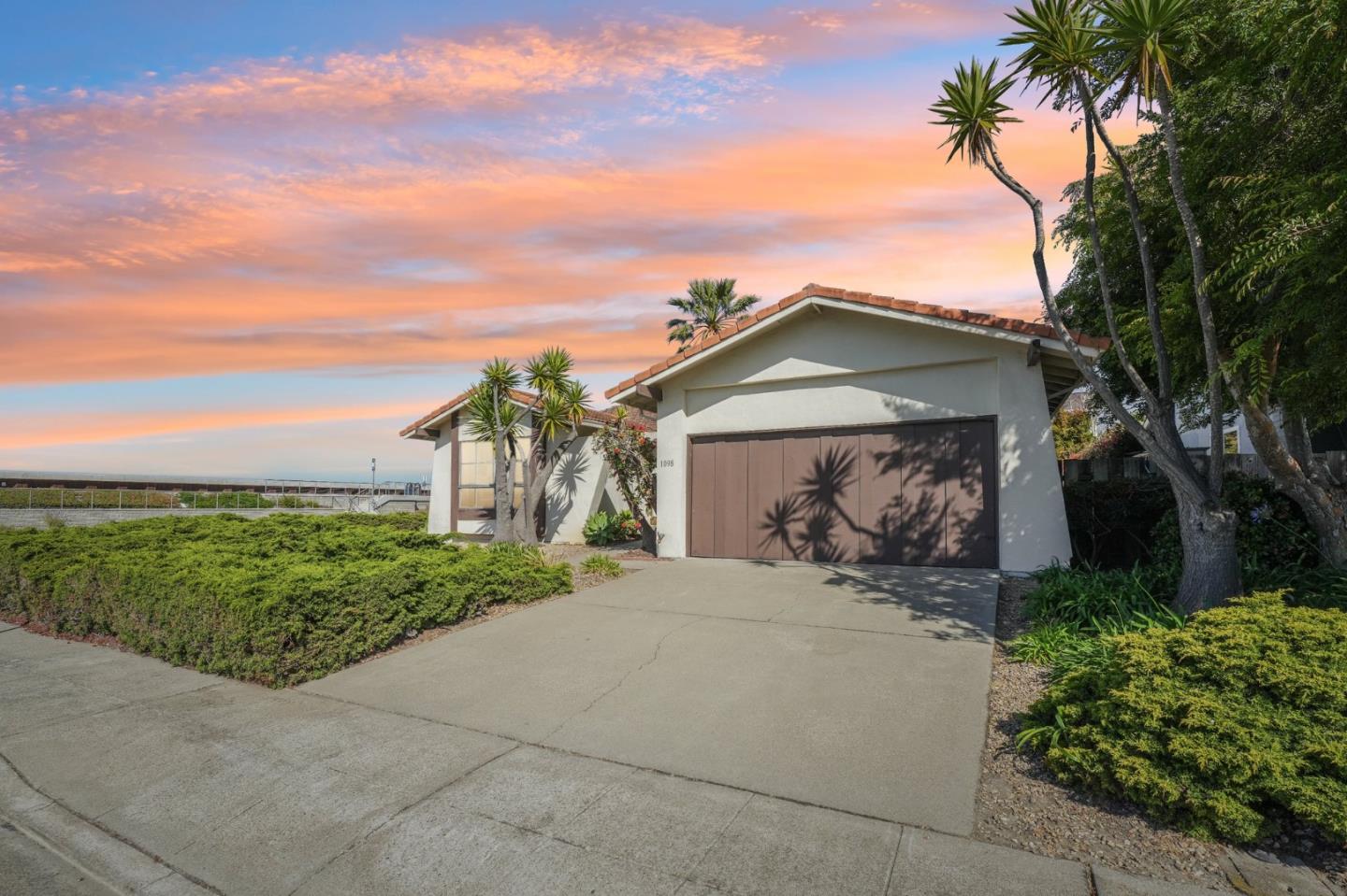 Detail Gallery Image 48 of 56 For 1098 Egret St, Foster City,  CA 94404 - 3 Beds | 2 Baths