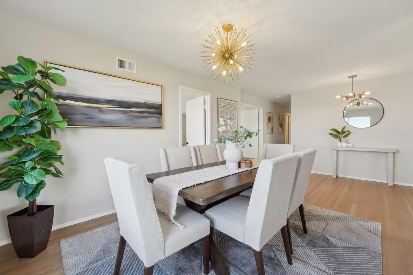 Detail Gallery Image 9 of 56 For 1098 Egret St, Foster City,  CA 94404 - 3 Beds | 2 Baths