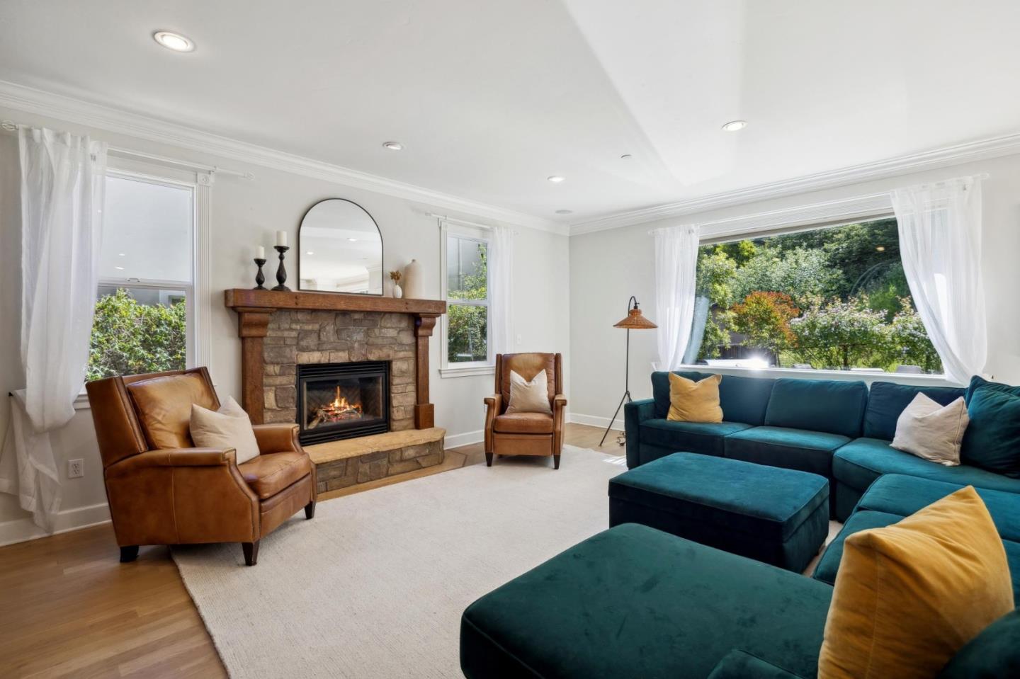 Detail Gallery Image 18 of 79 For 111 Falcon Ridge Rd, Scotts Valley,  CA 95066 - 4 Beds | 3/1 Baths