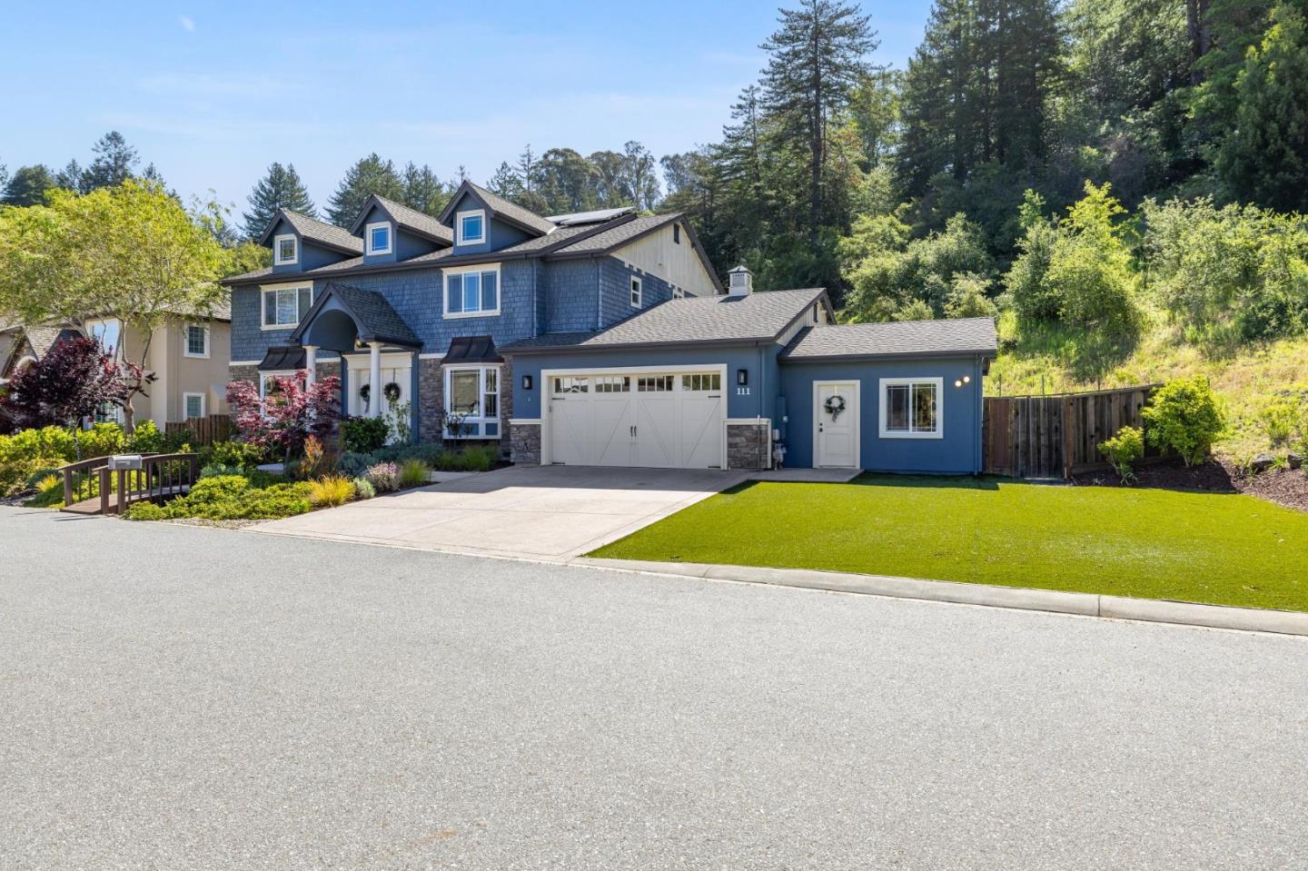 Detail Gallery Image 2 of 79 For 111 Falcon Ridge Rd, Scotts Valley,  CA 95066 - 4 Beds | 3/1 Baths