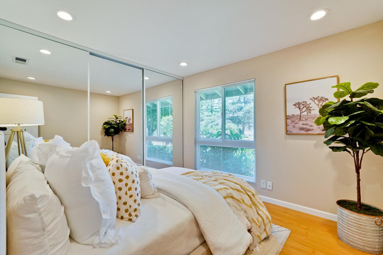 Detail Gallery Image 19 of 33 For 21089 Red Fir Ct, Cupertino,  CA 95014 - 2 Beds | 1 Baths