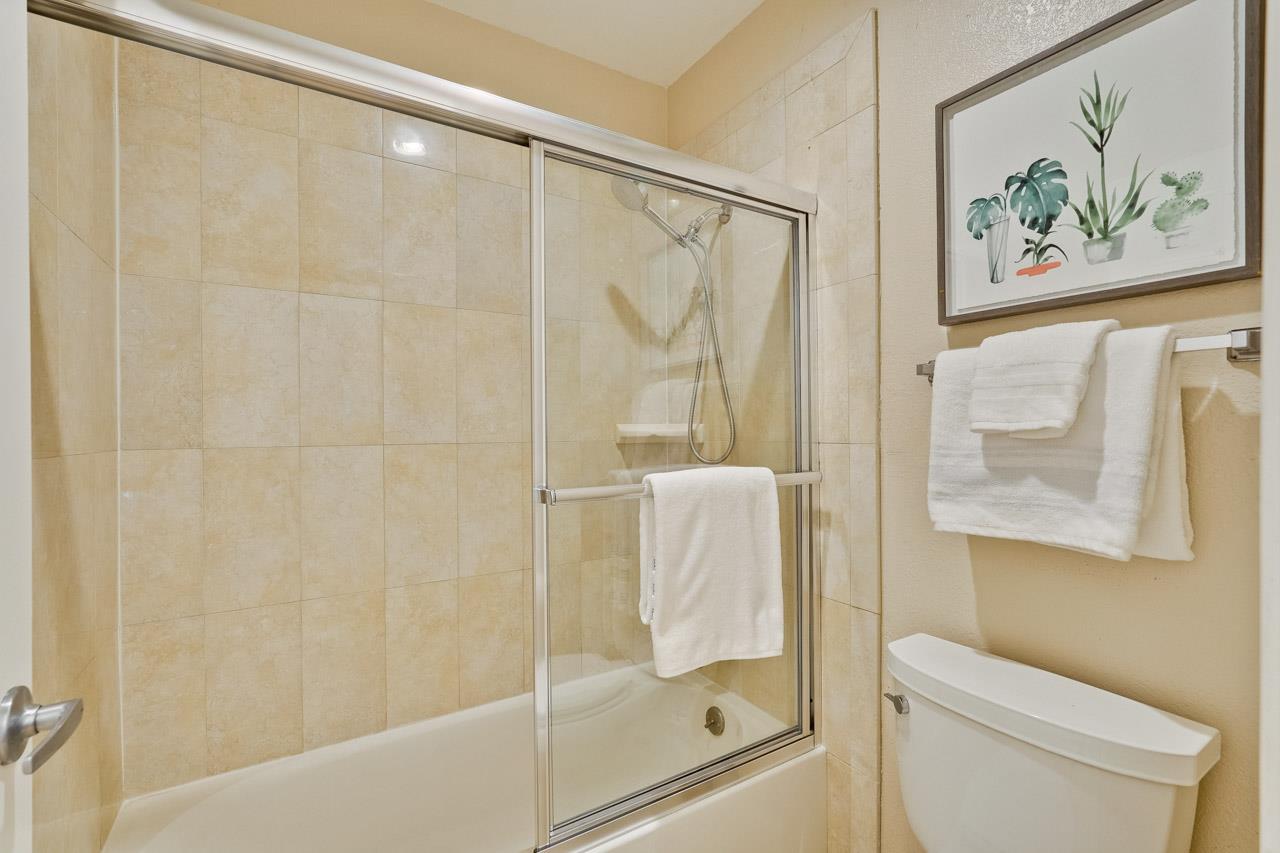 Detail Gallery Image 22 of 33 For 21089 Red Fir Ct, Cupertino,  CA 95014 - 2 Beds | 1 Baths