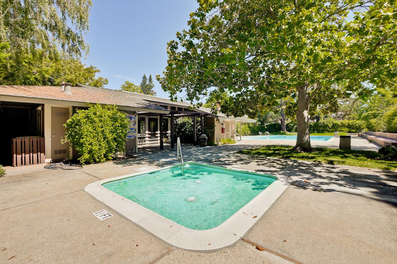 Detail Gallery Image 30 of 33 For 21089 Red Fir Ct, Cupertino,  CA 95014 - 2 Beds | 1 Baths