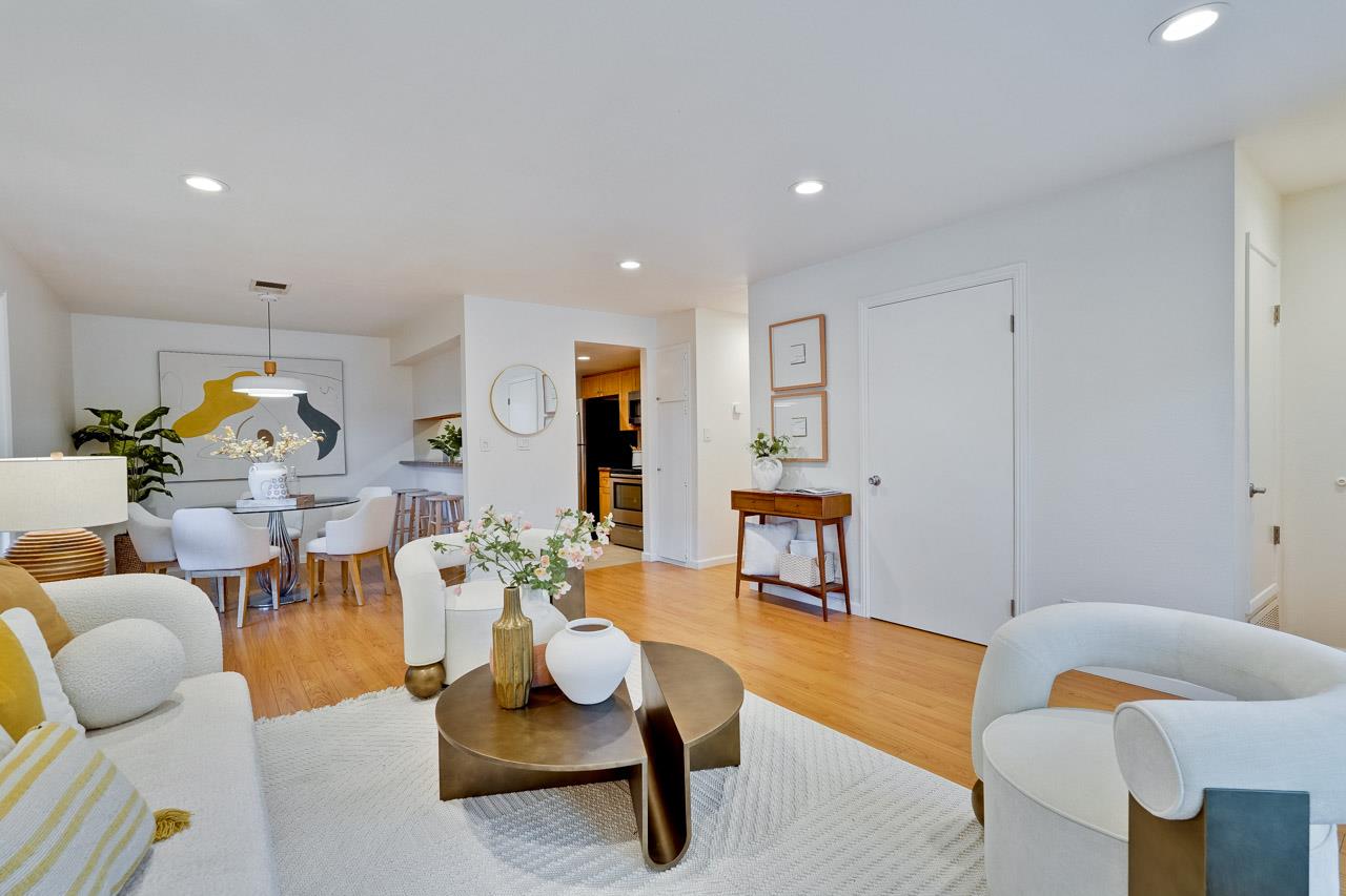 Detail Gallery Image 4 of 33 For 21089 Red Fir Ct, Cupertino,  CA 95014 - 2 Beds | 1 Baths