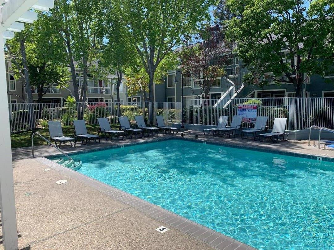 Detail Gallery Image 29 of 39 For 820 Boardwalk Pl, Redwood City,  CA 94065 - 2 Beds | 1 Baths