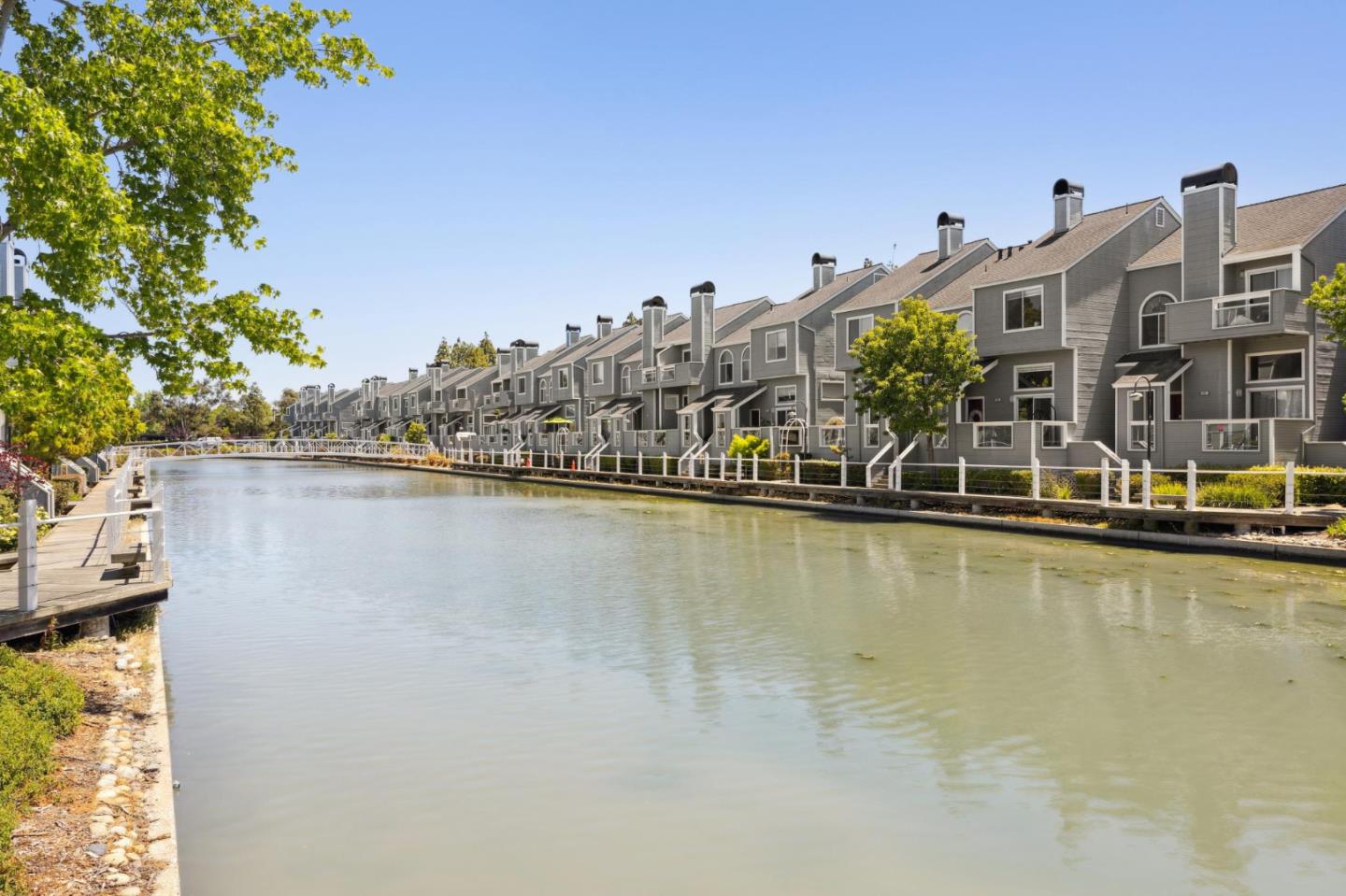 Detail Gallery Image 36 of 39 For 820 Boardwalk Pl, Redwood City,  CA 94065 - 2 Beds | 1 Baths