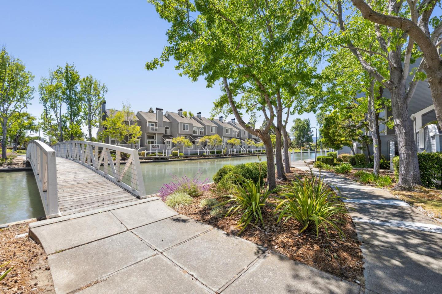 Detail Gallery Image 37 of 39 For 820 Boardwalk Pl, Redwood City,  CA 94065 - 2 Beds | 1 Baths