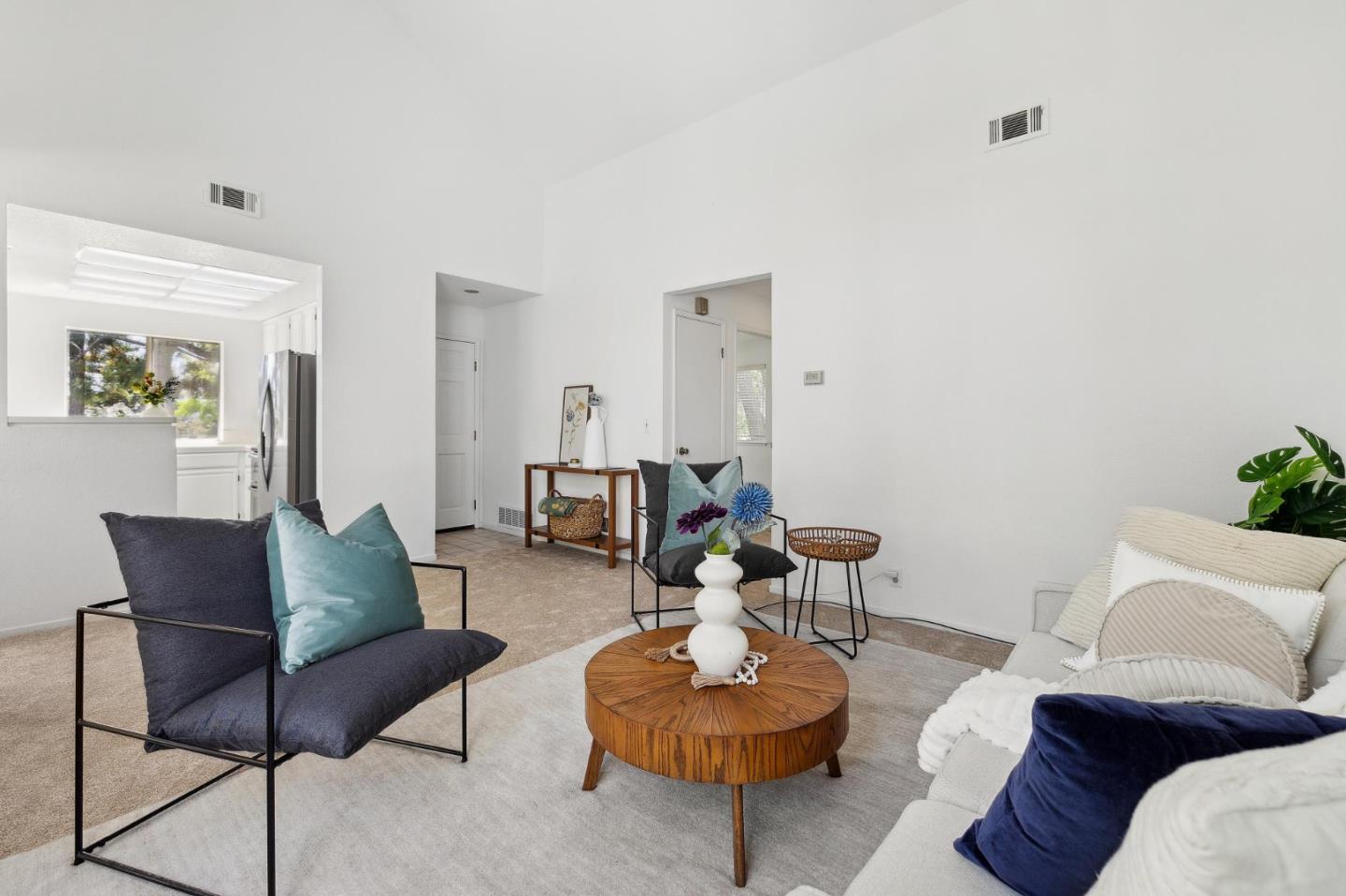 Detail Gallery Image 9 of 9 For 820 Boardwalk Pl, Redwood City,  CA 94065 - 2 Beds | 1 Baths