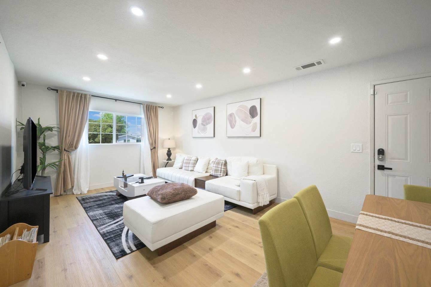 Detail Gallery Image 11 of 43 For 10230 Griffith St, San Jose,  CA 95127 - 4 Beds | 2 Baths
