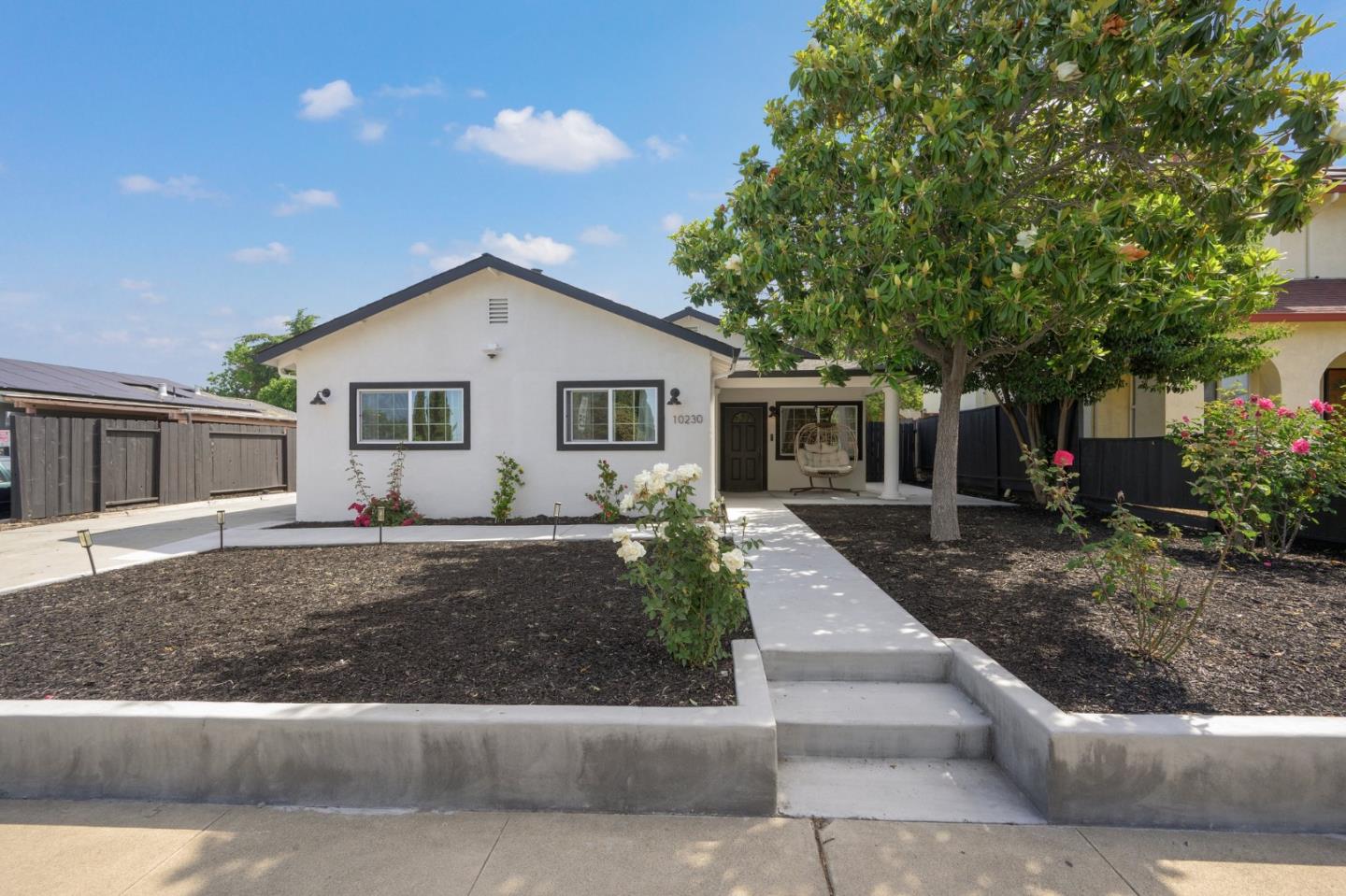Detail Gallery Image 2 of 43 For 10230 Griffith St, San Jose,  CA 95127 - 4 Beds | 2 Baths