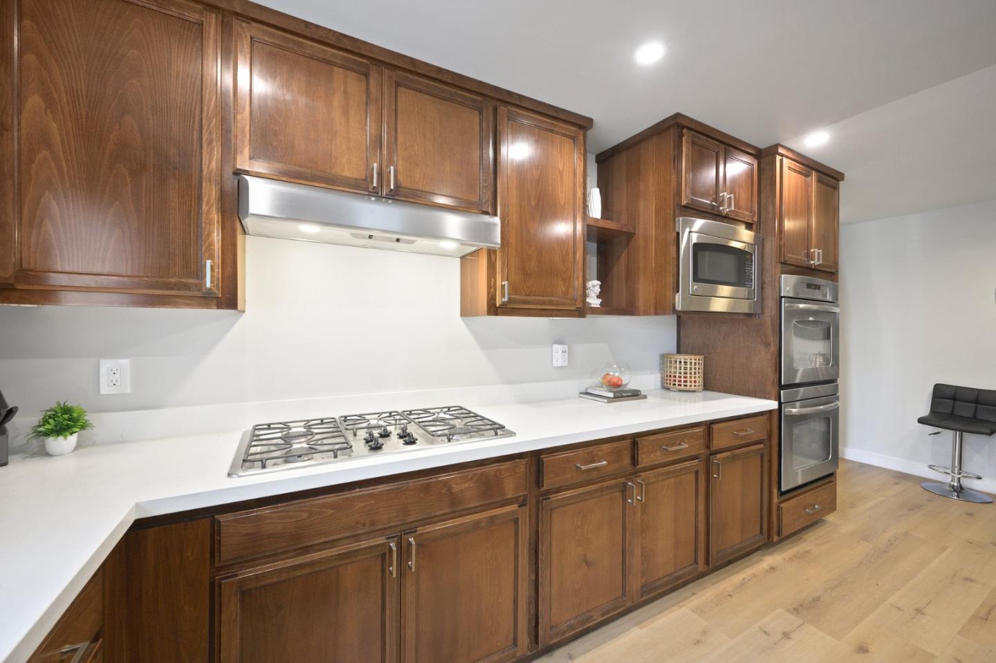 Detail Gallery Image 9 of 43 For 10230 Griffith St, San Jose,  CA 95127 - 4 Beds | 2 Baths