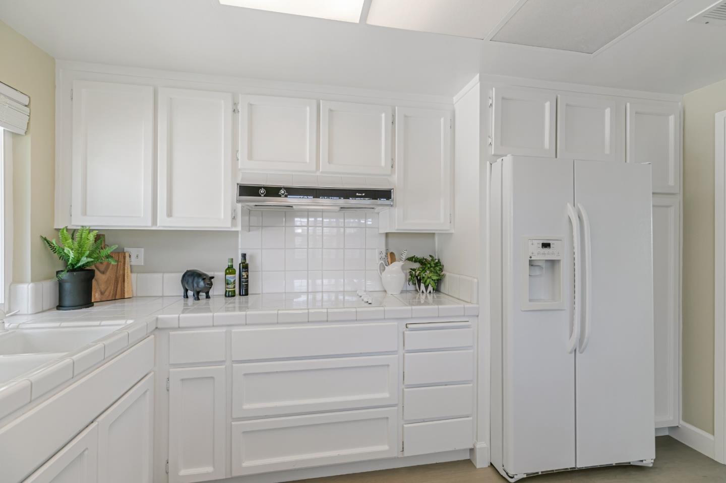 Detail Gallery Image 12 of 59 For 8480 Grenache Ct, San Jose,  CA 95135 - 2 Beds | 2 Baths