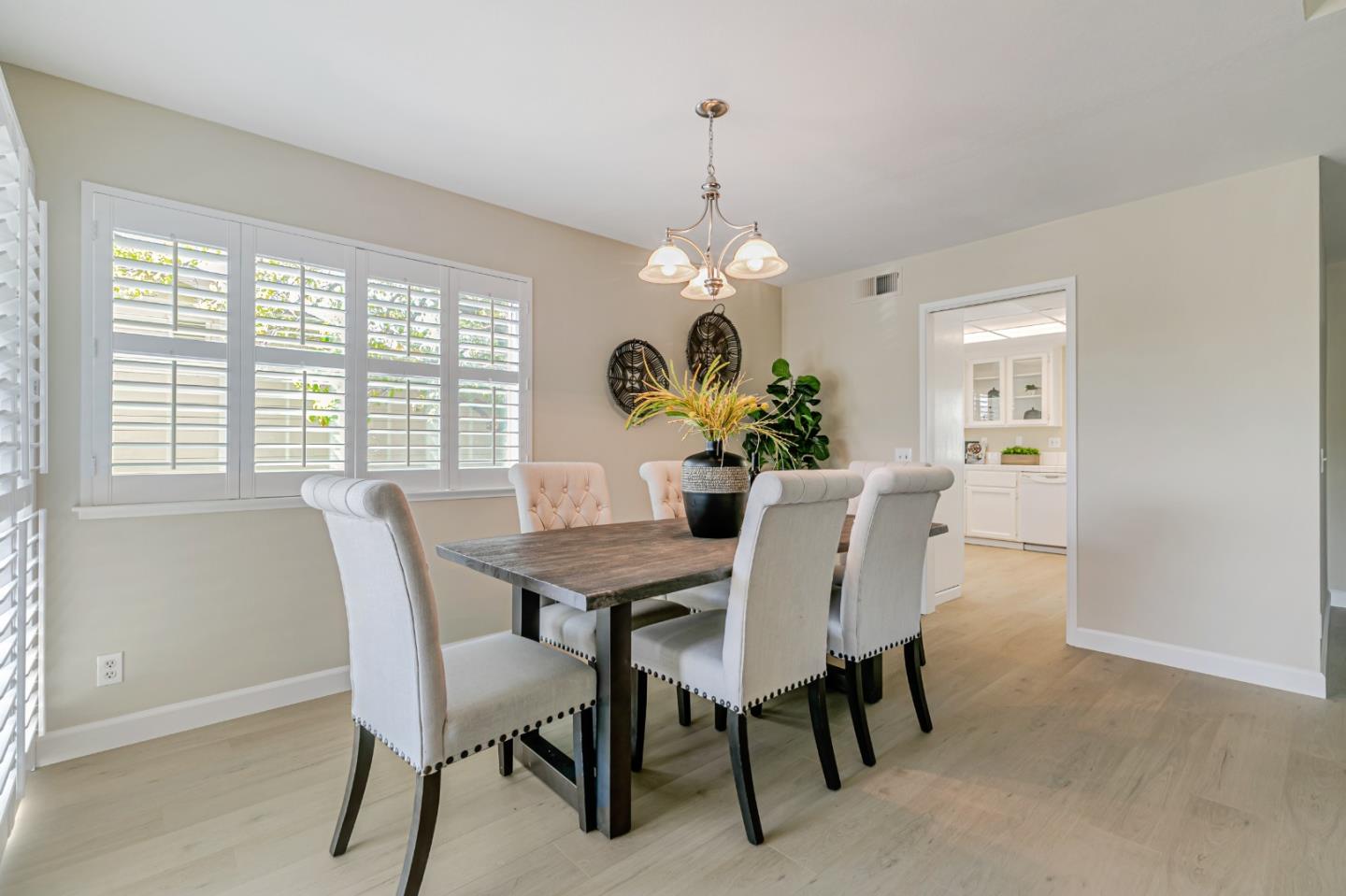Detail Gallery Image 17 of 59 For 8480 Grenache Ct, San Jose,  CA 95135 - 2 Beds | 2 Baths