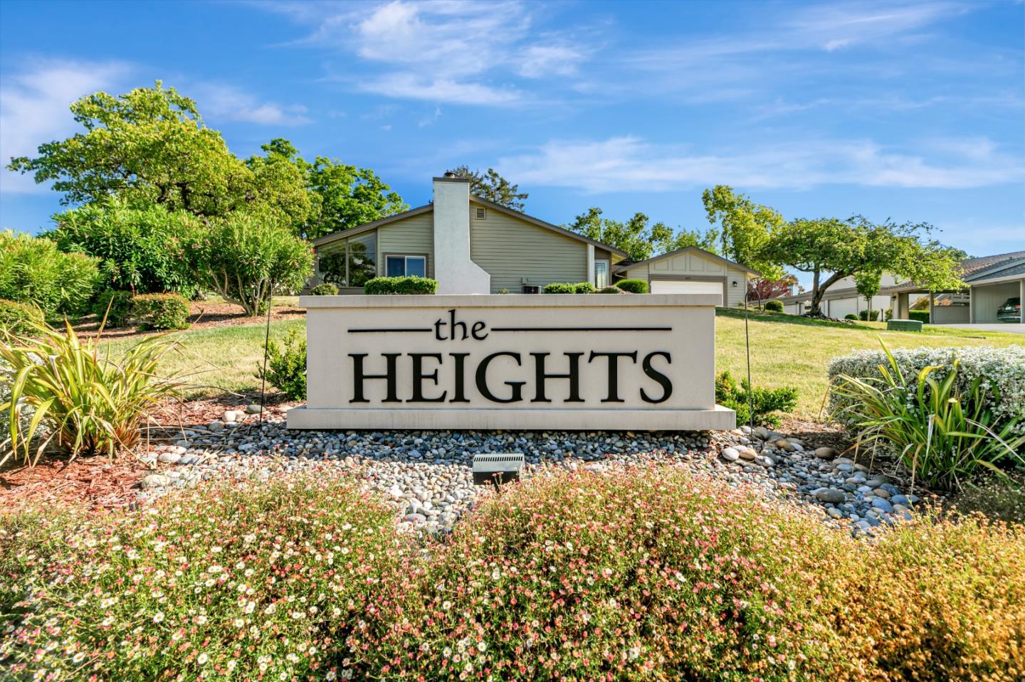 Detail Gallery Image 38 of 59 For 8480 Grenache Ct, San Jose,  CA 95135 - 2 Beds | 2 Baths
