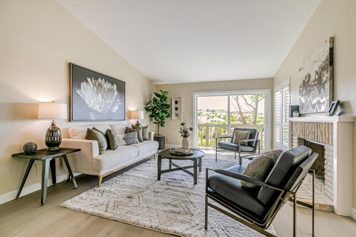Detail Gallery Image 7 of 59 For 8480 Grenache Ct, San Jose,  CA 95135 - 2 Beds | 2 Baths
