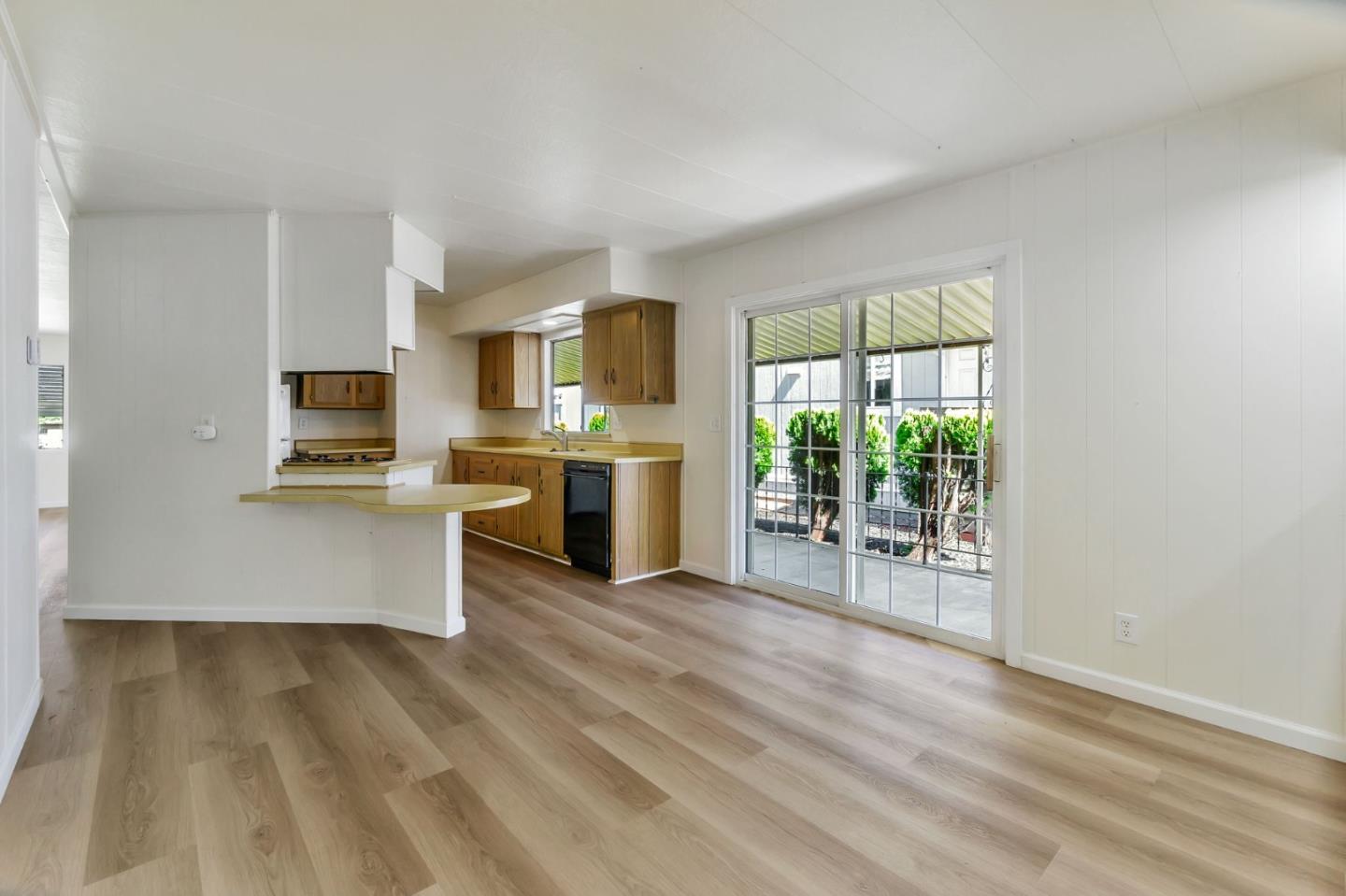 Detail Gallery Image 20 of 47 For 2097 Dalis Dr #79,  Concord,  CA 94518 - 2 Beds | 2 Baths