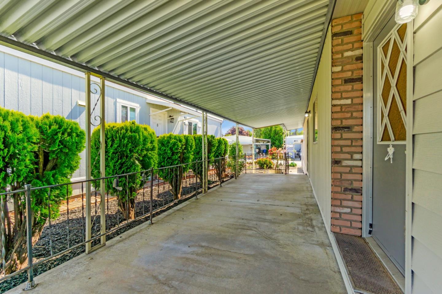 Detail Gallery Image 8 of 47 For 2097 Dalis Dr #79,  Concord,  CA 94518 - 2 Beds | 2 Baths