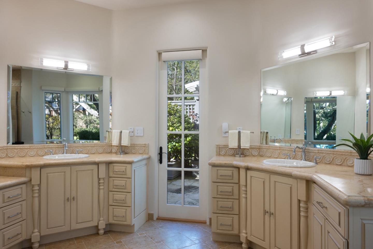 Detail Gallery Image 14 of 23 For 3957 Ronda Rd, Pebble Beach,  CA 93953 - 5 Beds | 3/1 Baths