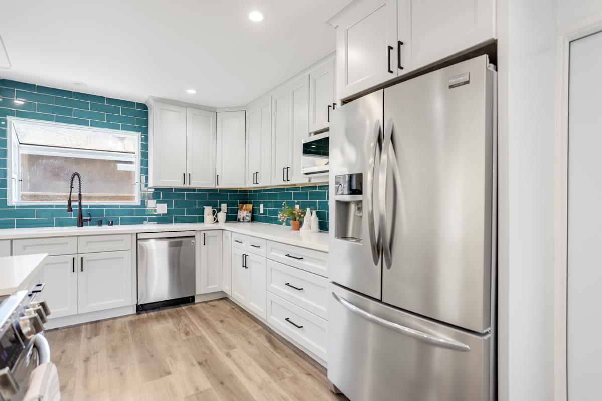 Detail Gallery Image 11 of 41 For 2560 Monroe St, Santa Clara,  CA 95051 - 3 Beds | 2 Baths