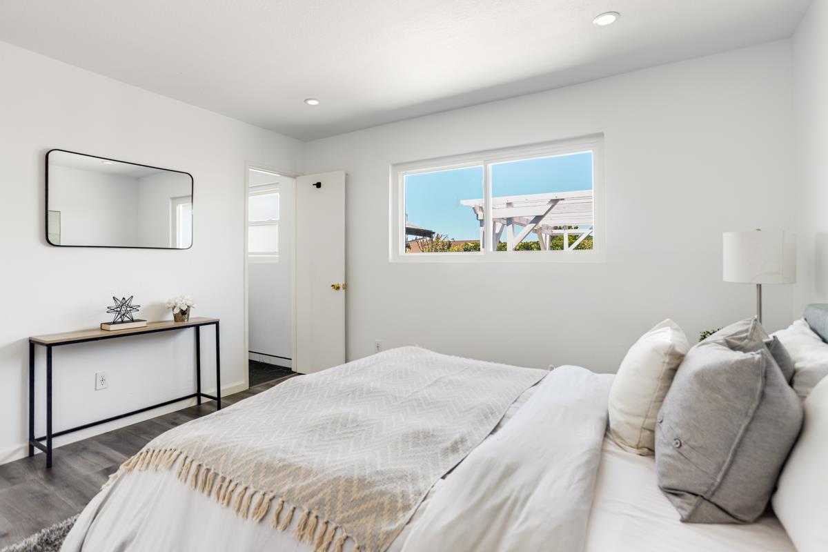 Detail Gallery Image 21 of 41 For 2560 Monroe St, Santa Clara,  CA 95051 - 3 Beds | 2 Baths