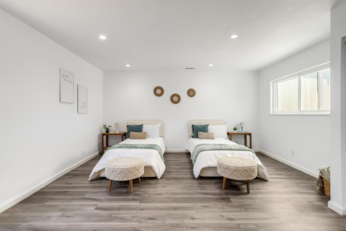 Detail Gallery Image 23 of 41 For 2560 Monroe St, Santa Clara,  CA 95051 - 3 Beds | 2 Baths