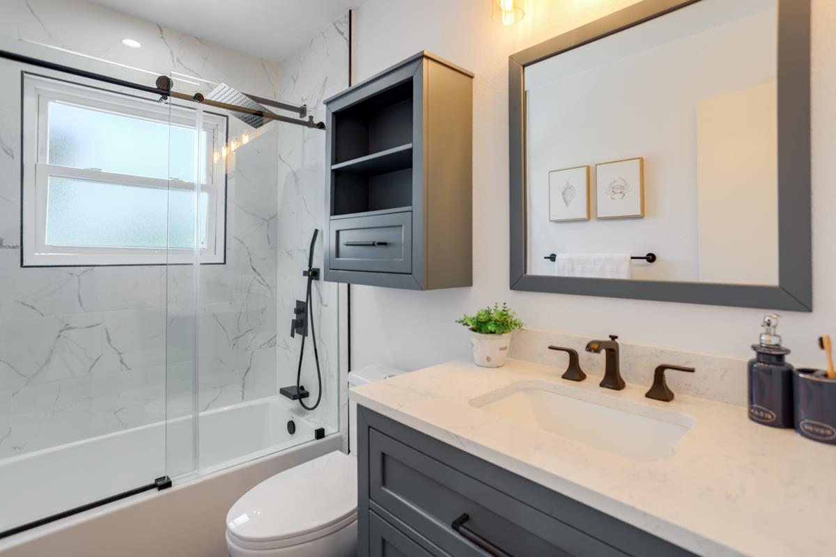 Detail Gallery Image 28 of 41 For 2560 Monroe St, Santa Clara,  CA 95051 - 3 Beds | 2 Baths
