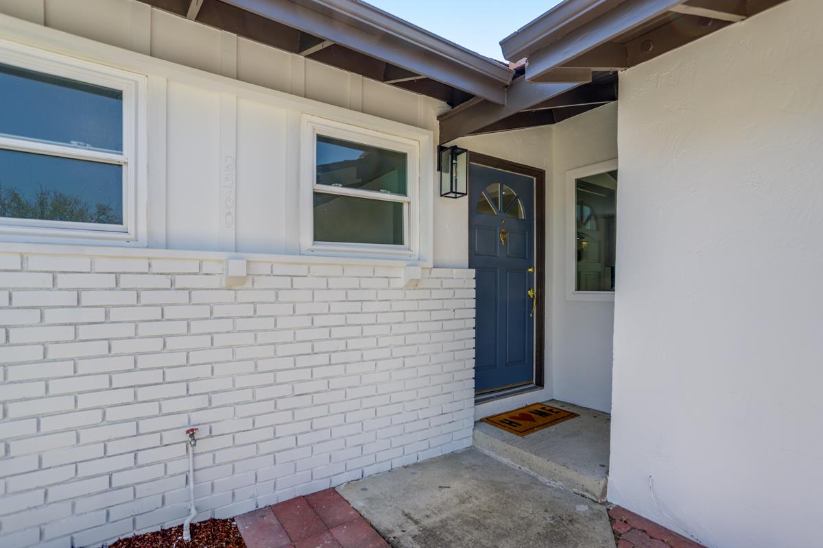 Detail Gallery Image 5 of 41 For 2560 Monroe St, Santa Clara,  CA 95051 - 3 Beds | 2 Baths