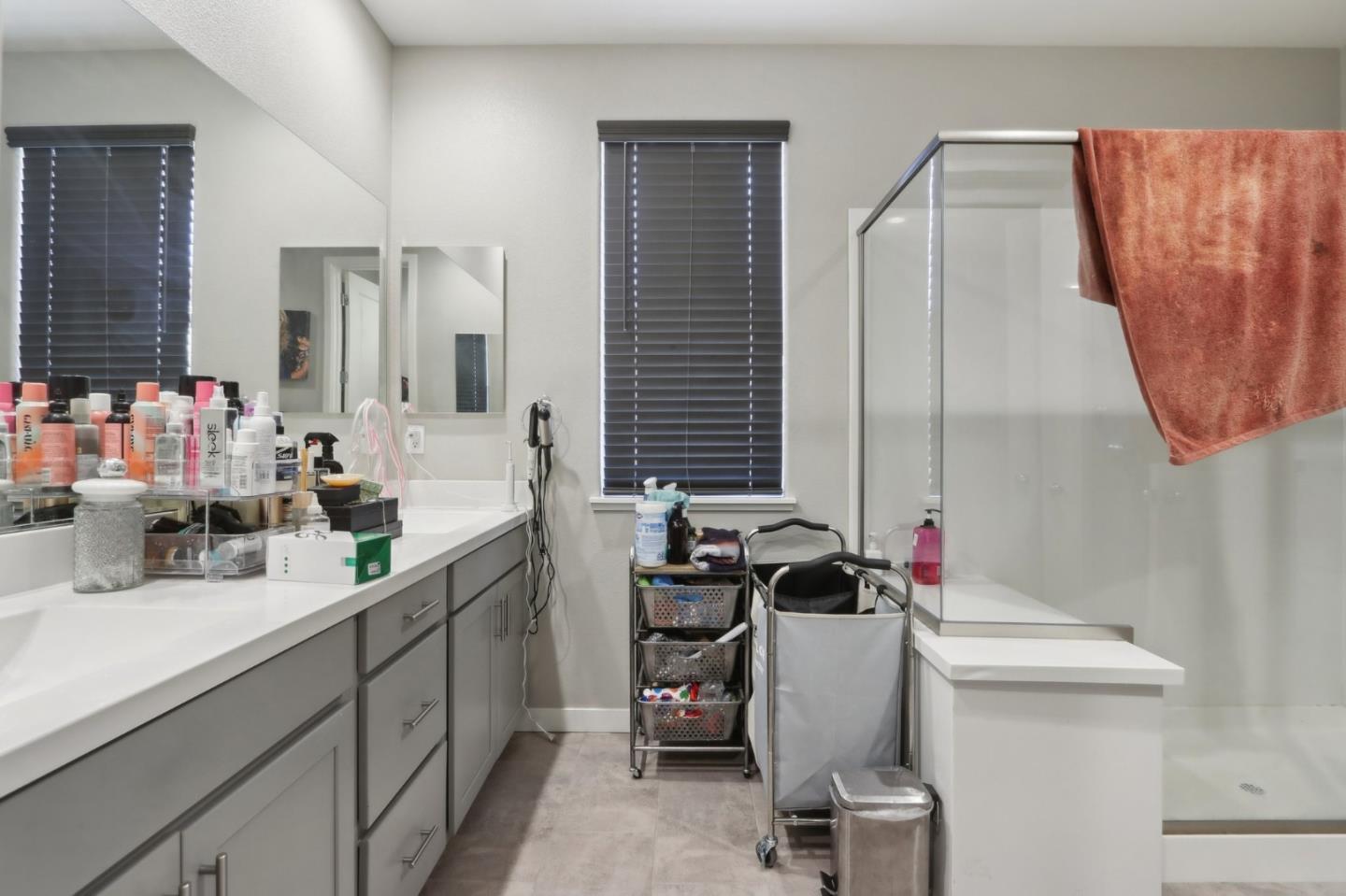Detail Gallery Image 22 of 46 For 545 Shearwater St, Hollister,  CA 95023 - 3 Beds | 2/1 Baths