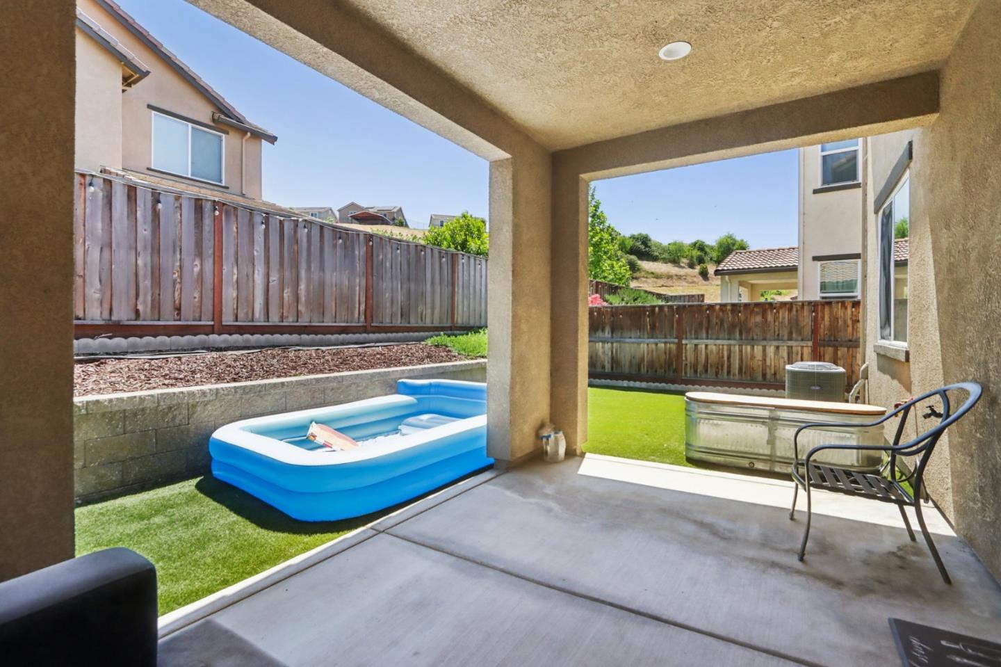 Detail Gallery Image 24 of 46 For 545 Shearwater St, Hollister,  CA 95023 - 3 Beds | 2/1 Baths