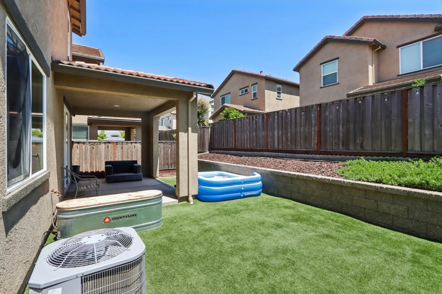 Detail Gallery Image 26 of 46 For 545 Shearwater St, Hollister,  CA 95023 - 3 Beds | 2/1 Baths