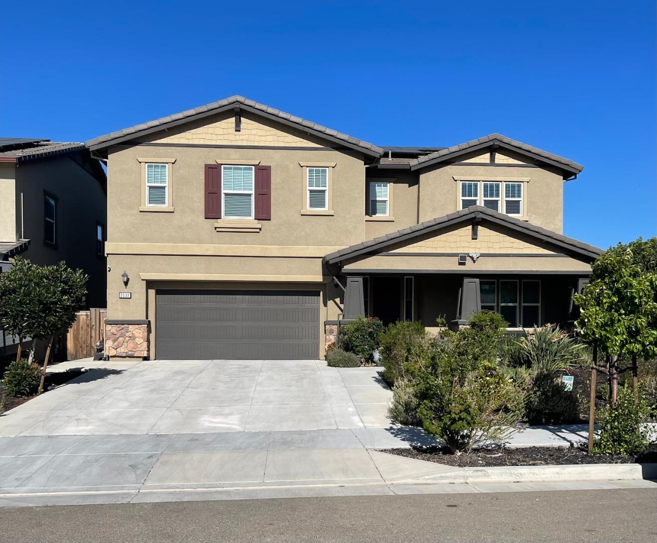 Detail Gallery Image 1 of 22 For 2532 Azalea Ave, Tracy,  CA 95376 - 4 Beds | 3 Baths
