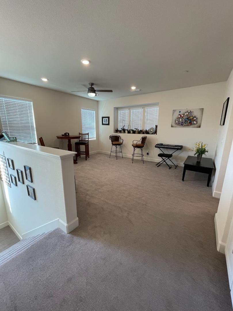 Detail Gallery Image 11 of 22 For 2532 Azalea Ave, Tracy,  CA 95376 - 4 Beds | 3 Baths