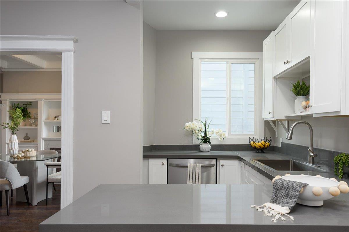 Detail Gallery Image 12 of 34 For 551 5th Ave, San Francisco,  CA 94118 - 5 Beds | 3 Baths