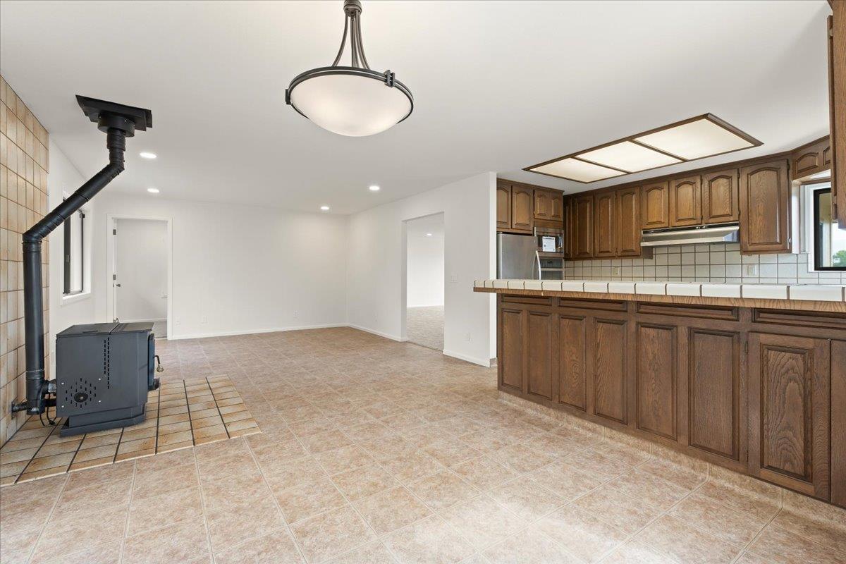 Detail Gallery Image 24 of 44 For 101 Cowles Rd, Watsonville,  CA 95076 - 3 Beds | 2/1 Baths