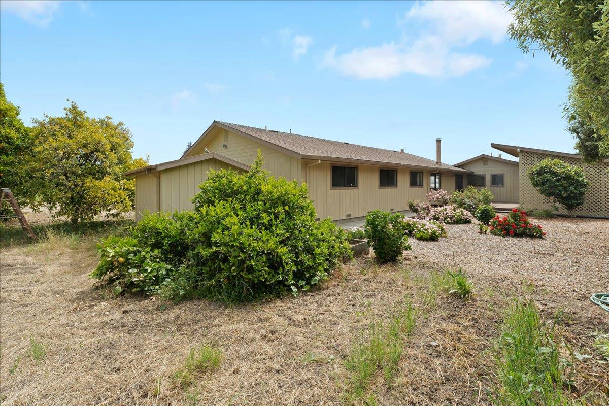 Detail Gallery Image 37 of 44 For 101 Cowles Rd, Watsonville,  CA 95076 - 3 Beds | 2/1 Baths