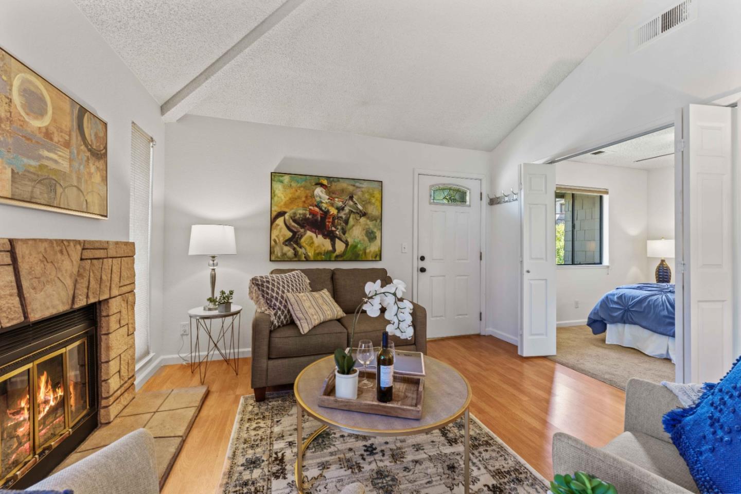 Detail Gallery Image 2 of 18 For 5536 Makati Cir, San Jose,  CA 95123 - 1 Beds | 1 Baths