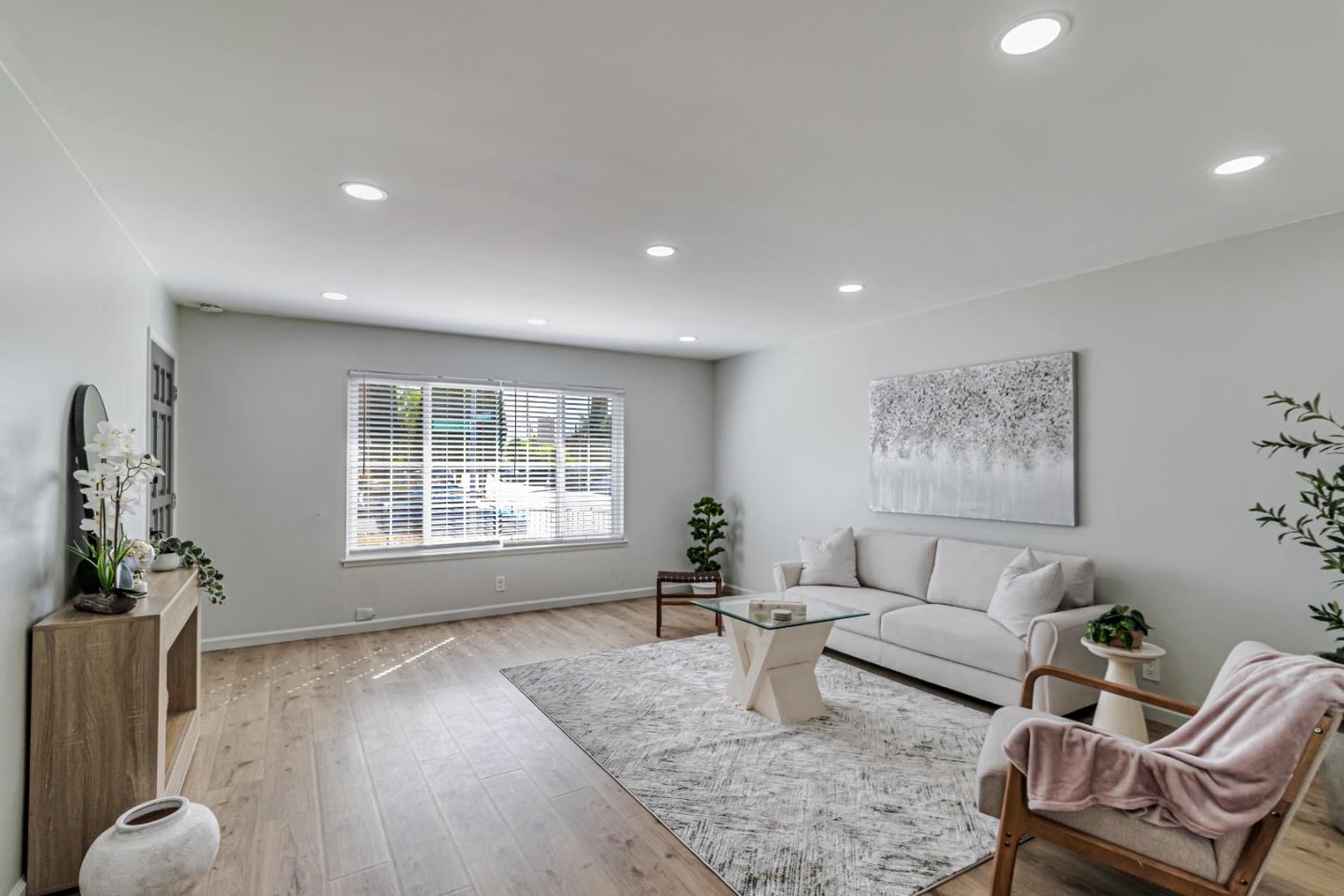 Detail Gallery Image 6 of 35 For 1995 Sumatra Ave, San Jose,  CA 95122 - 4 Beds | 3 Baths