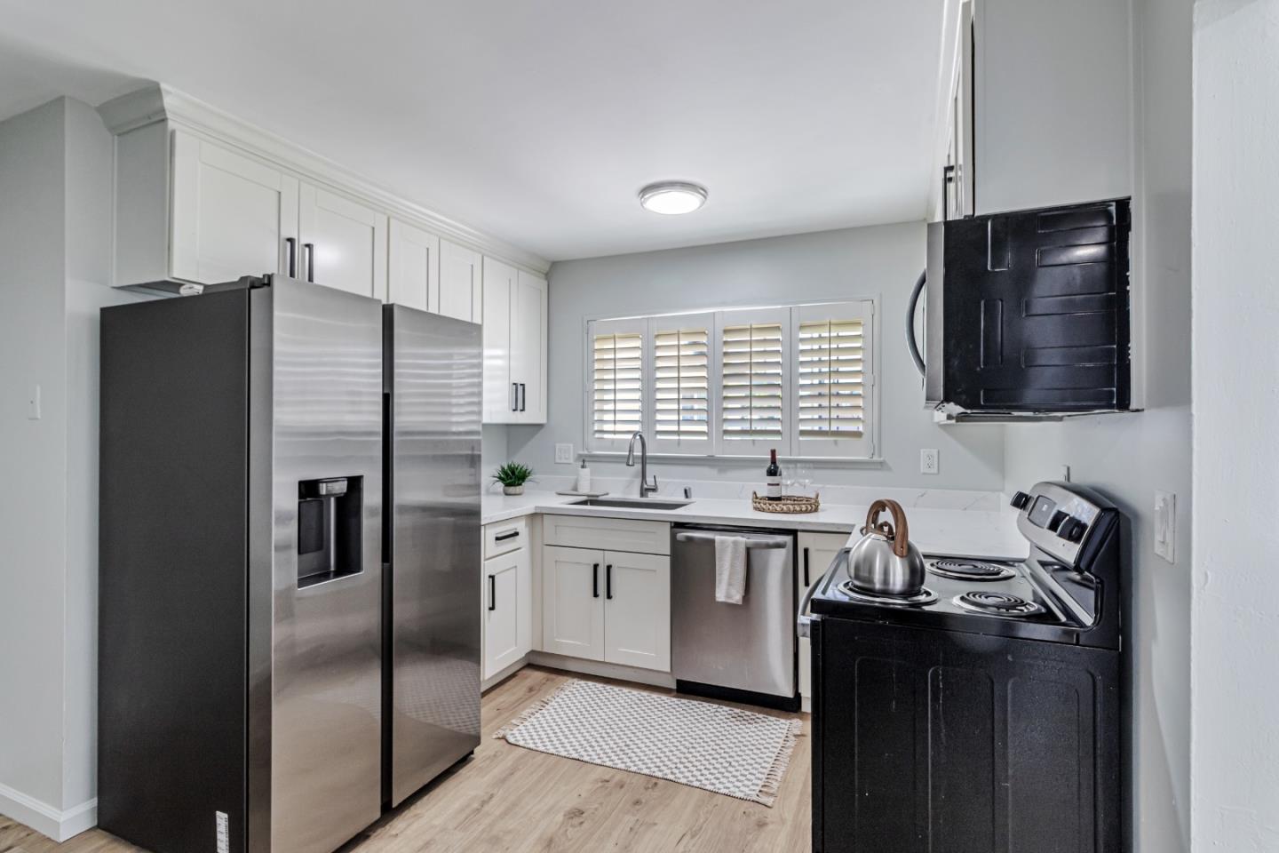 Detail Gallery Image 8 of 35 For 1995 Sumatra Ave, San Jose,  CA 95122 - 4 Beds | 3 Baths