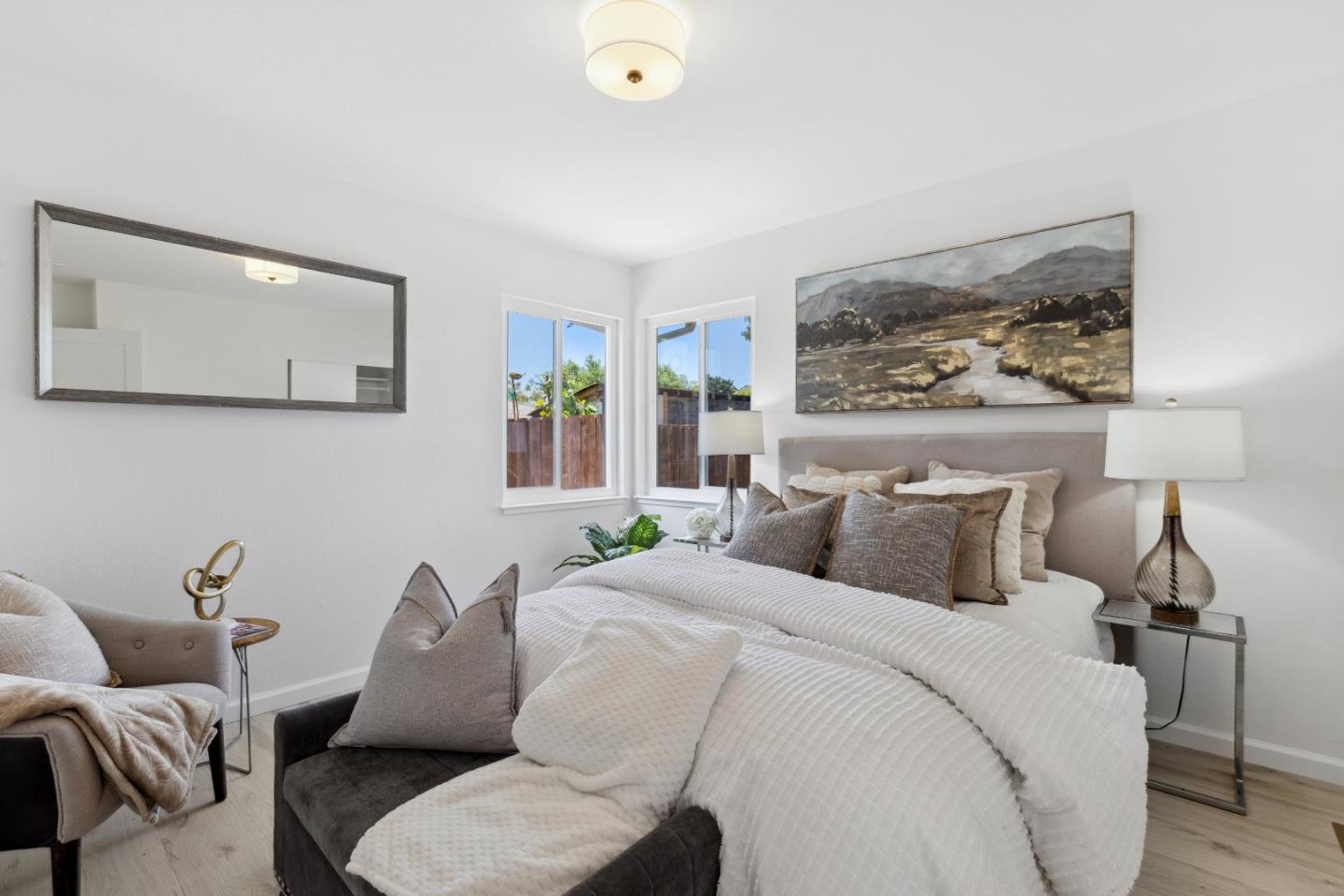 Detail Gallery Image 14 of 21 For 771 4th Ave, Redwood City,  CA 94063 - 3 Beds | 1/1 Baths