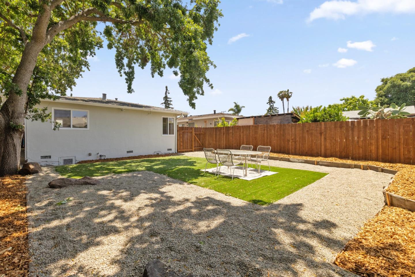 Detail Gallery Image 20 of 21 For 771 4th Ave, Redwood City,  CA 94063 - 3 Beds | 1/1 Baths
