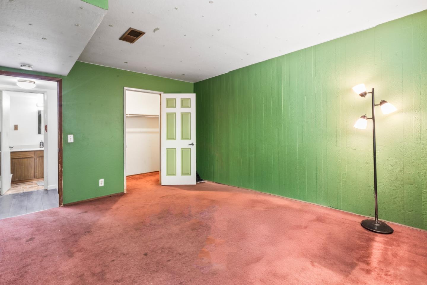 Detail Gallery Image 25 of 46 For 27 John Glenn Cir, Daly City,  CA 94015 - 5 Beds | 3 Baths