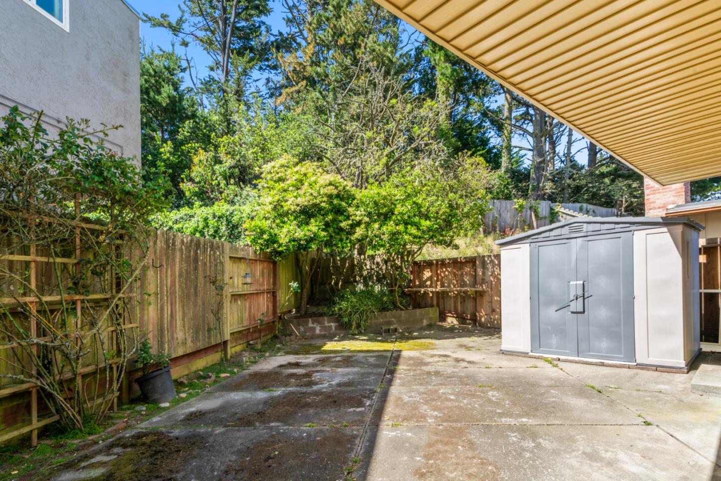 Detail Gallery Image 28 of 46 For 27 John Glenn Cir, Daly City,  CA 94015 - 5 Beds | 3 Baths