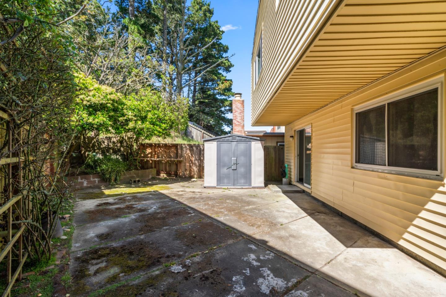 Detail Gallery Image 29 of 46 For 27 John Glenn Cir, Daly City,  CA 94015 - 5 Beds | 3 Baths