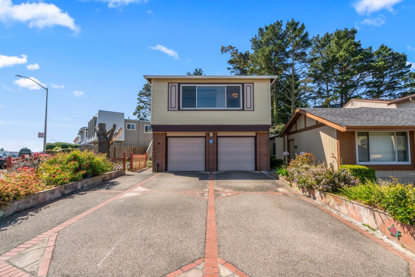 Detail Gallery Image 37 of 46 For 27 John Glenn Cir, Daly City,  CA 94015 - 5 Beds | 3 Baths
