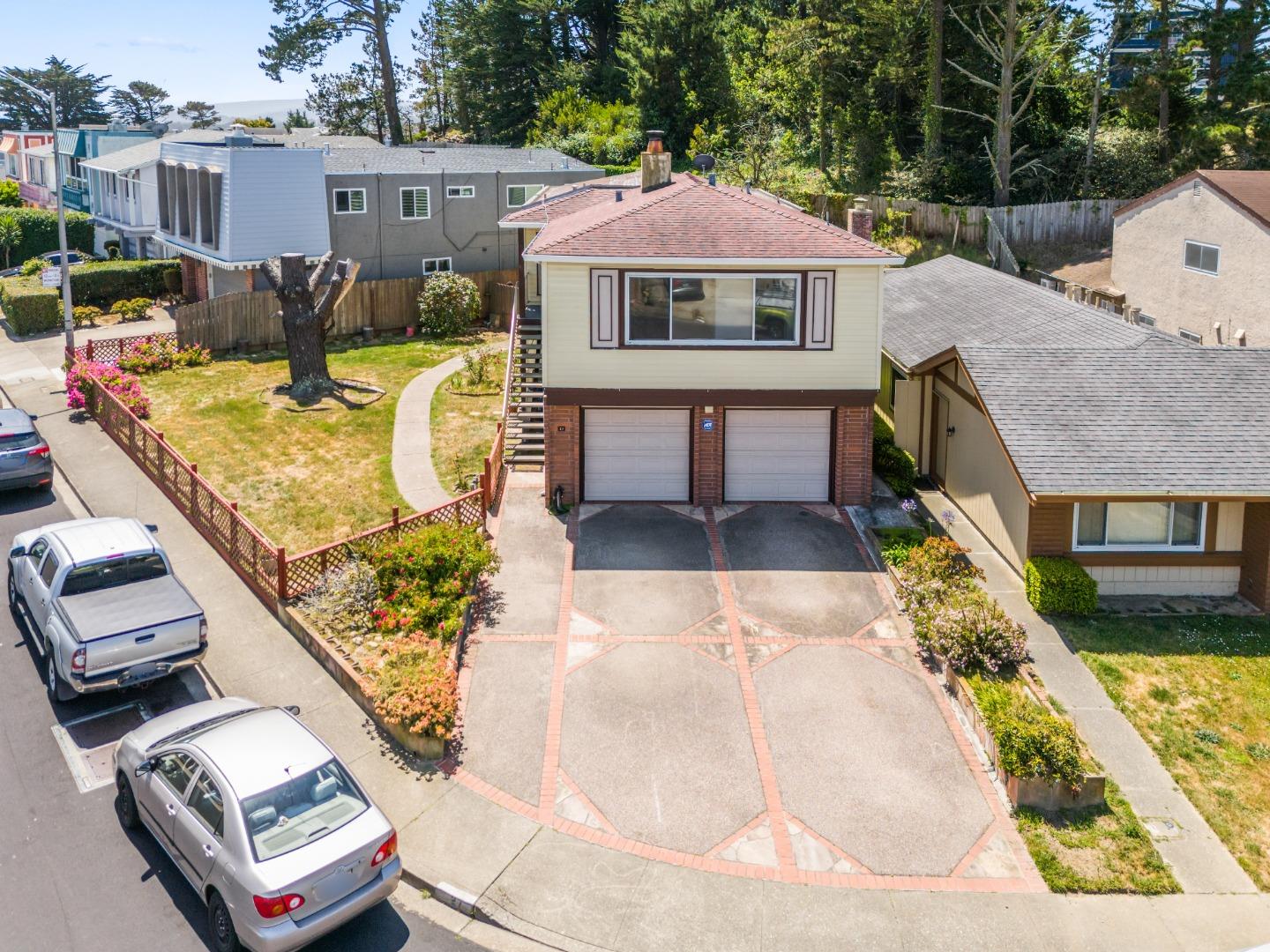 Detail Gallery Image 40 of 46 For 27 John Glenn Cir, Daly City,  CA 94015 - 5 Beds | 3 Baths